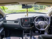 https://riyasewana.com/uploads/mitsubishi-outlander-216544510935.jpg