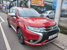Mitsubishi OUTLANDER 2016 SUV