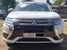 Mitsubishi Outlander 2015 SUV