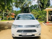 Mitsubishi Outlander 2016 SUV