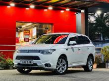 Mitsubishi Outlander 2015 SUV