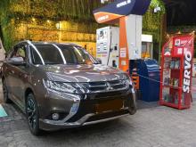 Mitsubishi Outlander PHEV Navi Premium 2015 SUV