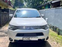 Mitsubishi Outlander 2015 SUV