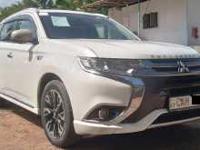 Mitsubishi Outlander 2015 SUV