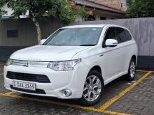 Mitsubishi Outlander 2014 SUV