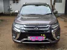 Mitsubishi Outlander 2015 SUV