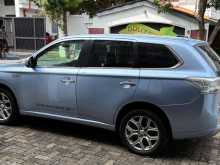 https://riyasewana.com/uploads/mitsubishi-outlander-24224742152.jpg