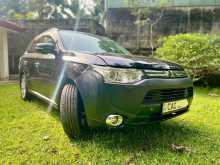 https://riyasewana.com/uploads/mitsubishi-outlander-242257484192.jpg