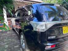 https://riyasewana.com/uploads/mitsubishi-outlander-2511100293.jpg