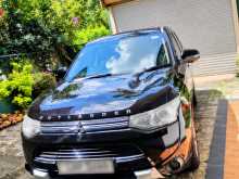 Mitsubishi Outlander 2014 SUV