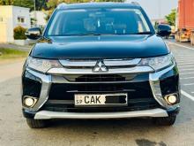 Mitsubishi Outlander 2015 SUV