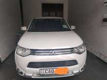 Mitsubishi Outlander 2014 SUV