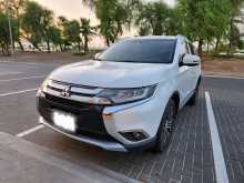Mitsubishi Outlander 2016 SUV