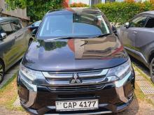 Mitsubishi Outlander 2015 SUV