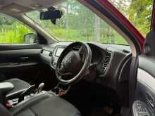 https://riyasewana.com/uploads/mitsubishi-outlander-271132454232.jpg