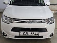 Mitsubishi Outlander 2015 SUV