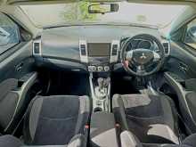 https://riyasewana.com/uploads/mitsubishi-outlander-272108284273.jpg