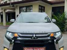 https://riyasewana.com/uploads/mitsubishi-outlander-281700304062.jpg