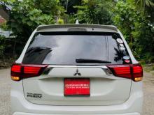 https://riyasewana.com/uploads/mitsubishi-outlander-281700596894.jpg