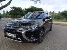 Mitsubishi Outlander NAVI PREMIUM 2015 SUV