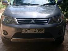 Mitsubishi Outlander 2012 SUV