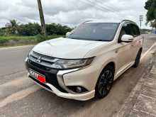Mitsubishi Outlander 2016 SUV