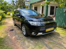 Mitsubishi Outlander 2014 SUV