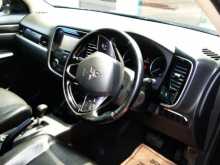 https://riyasewana.com/uploads/mitsubishi-outlander-3150950813.jpg