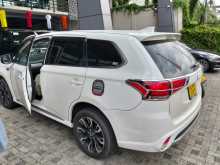 Mitsubishi Outlander 2015 SUV