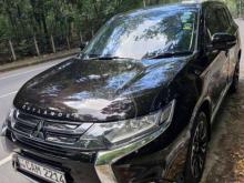 Mitsubishi Outlander 2015 SUV