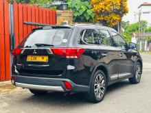 https://riyasewana.com/uploads/mitsubishi-outlander-320411617115.jpg