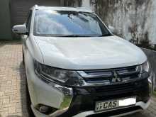 Mitsubishi Outlander 2015 SUV