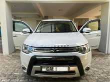 Mitsubishi Outlander 2014 SUV