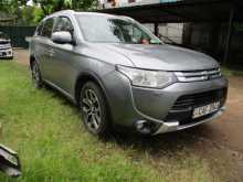 Mitsubishi Outlander 2015 SUV