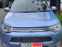 Mitsubishi Outlander 2013 SUV