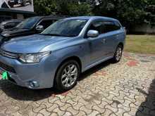 https://riyasewana.com/uploads/mitsubishi-outlander-4223712212.jpg