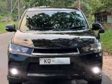 Mitsubishi Outlander 2010 SUV