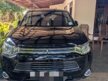 Mitsubishi Outlander 2013 SUV