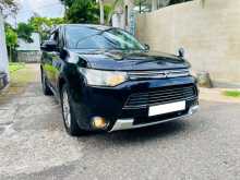 Mitsubishi Outlander 2014 SUV