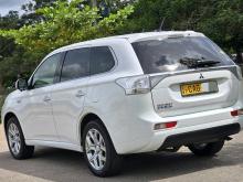 Mitsubishi Outlander 2014 SUV