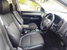 https://riyasewana.com/uploads/mitsubishi-outlander-7114319375.jpg