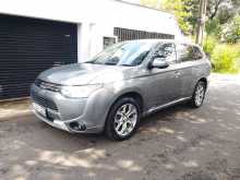 https://riyasewana.com/uploads/mitsubishi-outlander-7114319803.jpg