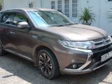 Mitsubishi Outlander 2015 SUV