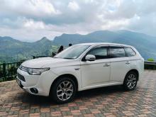 Mitsubishi Outlander 2015 SUV