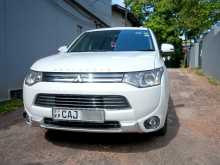 Mitsubishi Outlander 2015 SUV