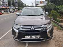 Mitsubishi Outlander 2015 SUV