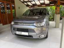 Mitsubishi Outlander 2015 SUV