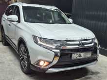 Mitsubishi Outlander 2016 SUV