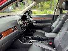 https://riyasewana.com/uploads/mitsubishi-outlander-fully-412422324311.jpg