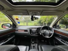 https://riyasewana.com/uploads/mitsubishi-outlander-fully-412422424692.jpg